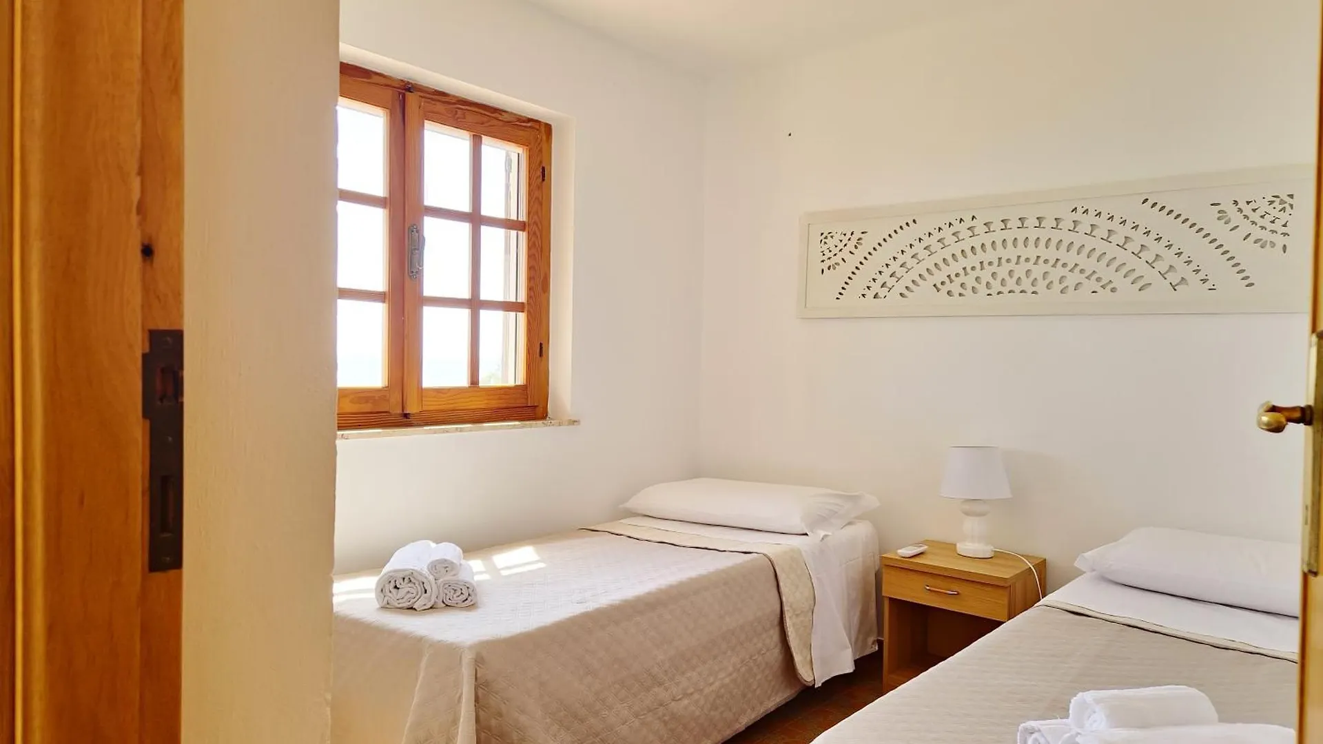 Villa Papiyon - Accesso Privato Alla Spiaggia Cala Liberotto 0*,