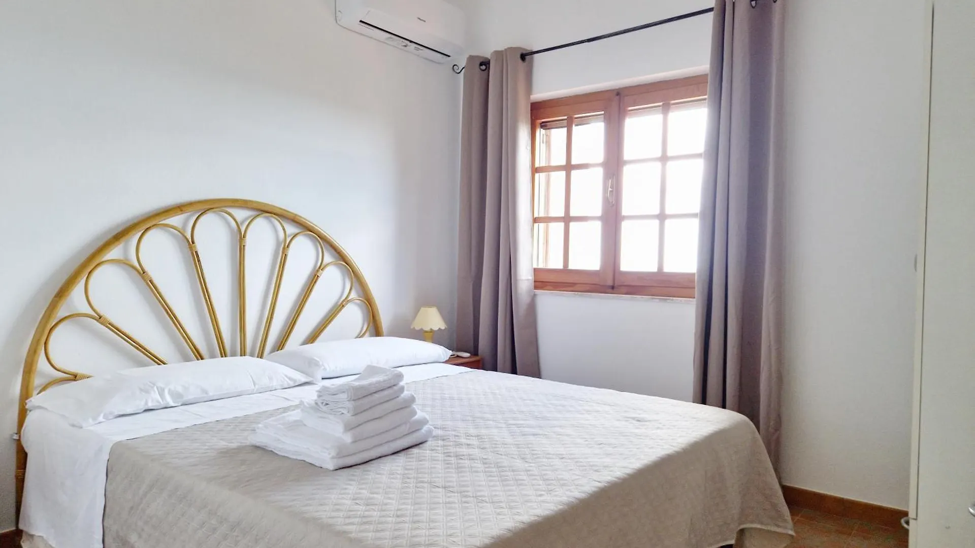 Villa Papiyon - Accesso Privato Alla Spiaggia 卡拉·利贝罗托 0*,